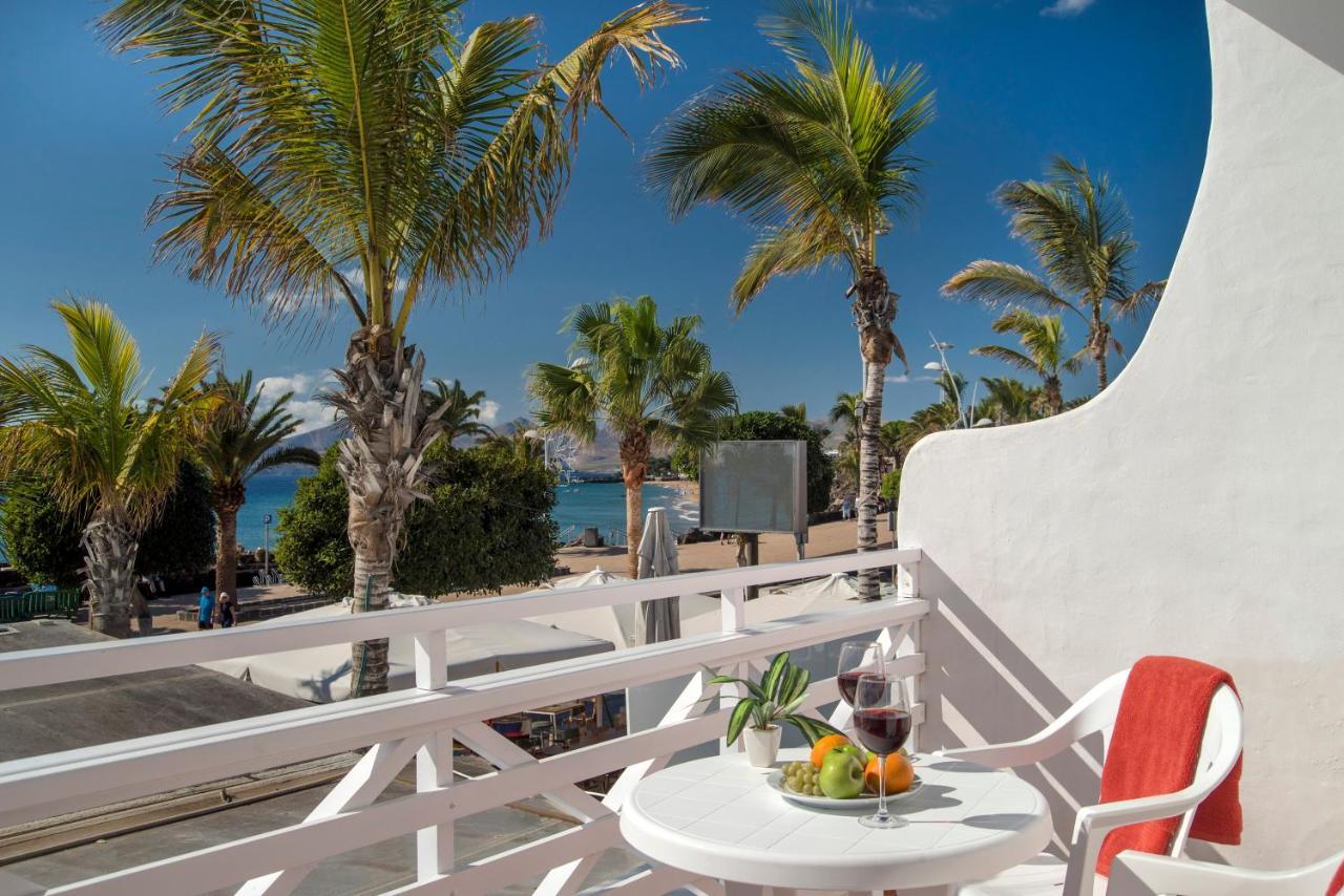 Superior Apartment Frontline Sea View